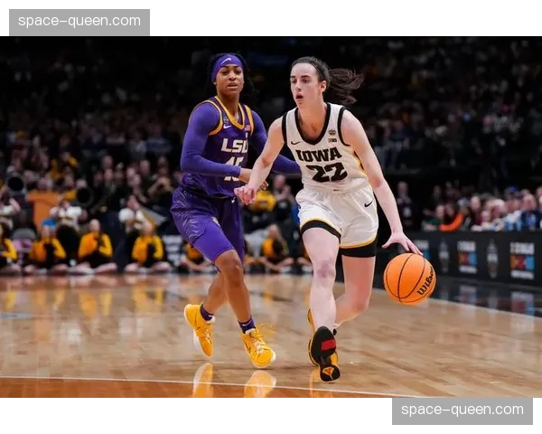 通讯：WNBA与NBA宣布将扩大“Her Time To Play”女孩篮球训练营规模